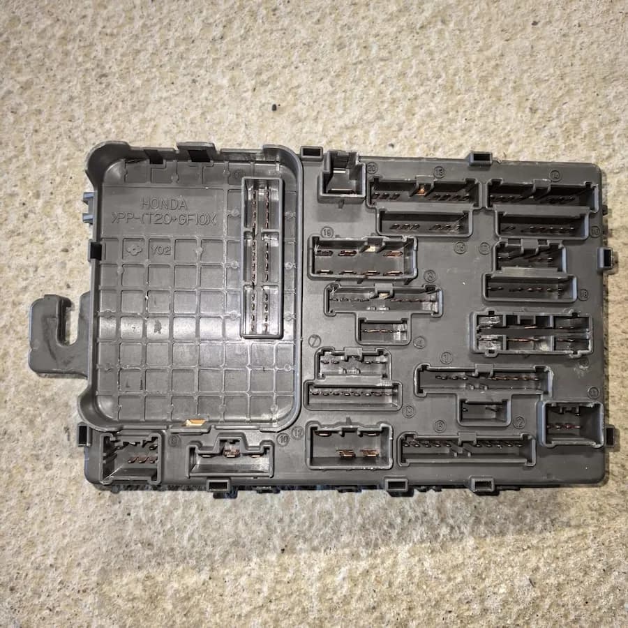 Блок предохранителей Honda Fit, OEM 38200SAA003 — фото 2