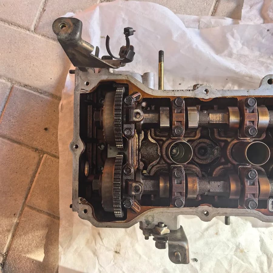 ГБЦ Nissan Sunny, OEM 110406N000 — фото 2